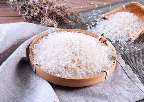 黄梅县孔垄镇汤大粮油有限公司如何挑选大米